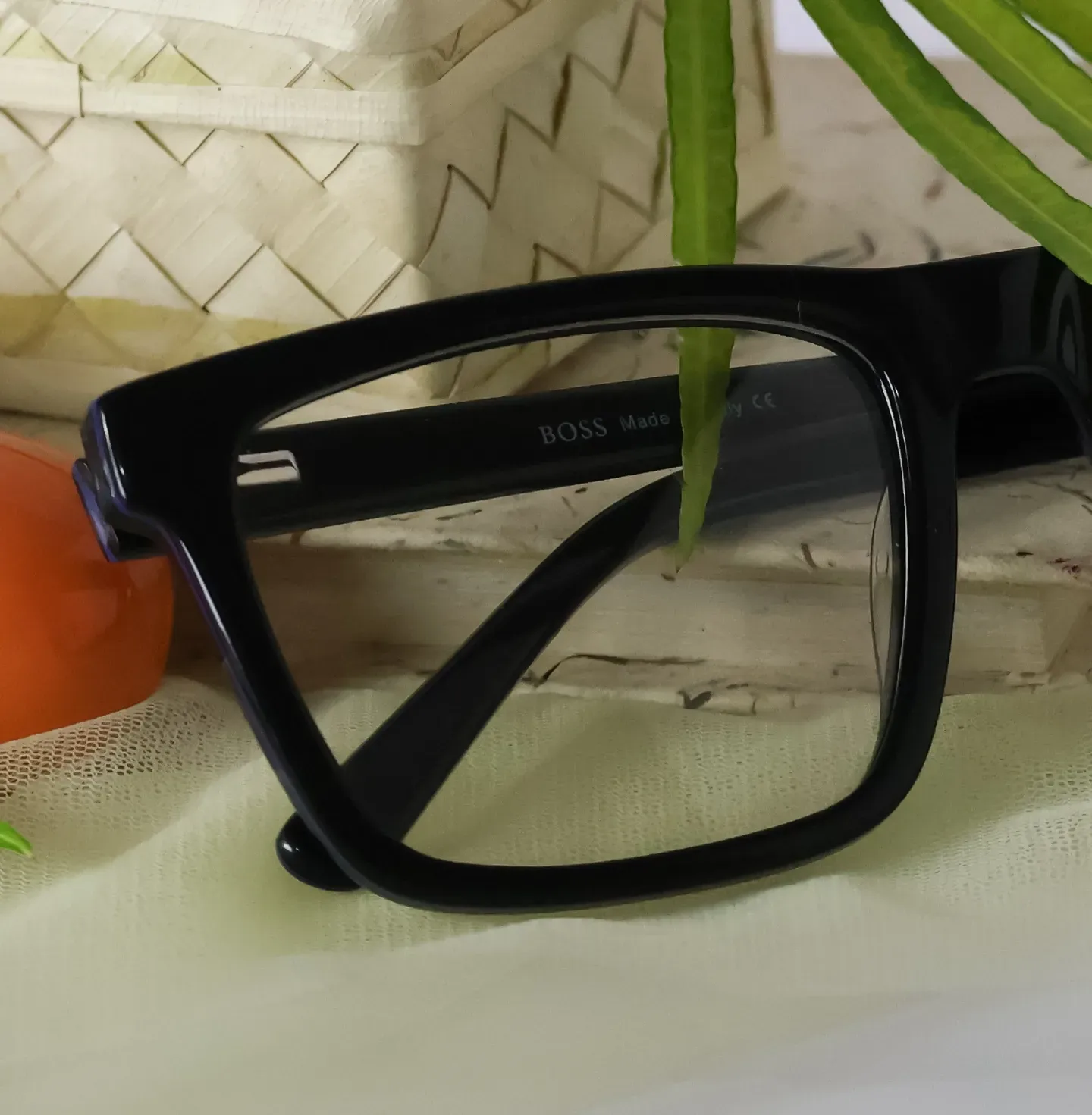 Side view of comfortable rectangular spectacles. Available at our optical stores and glasses shops in Sri Lanka.