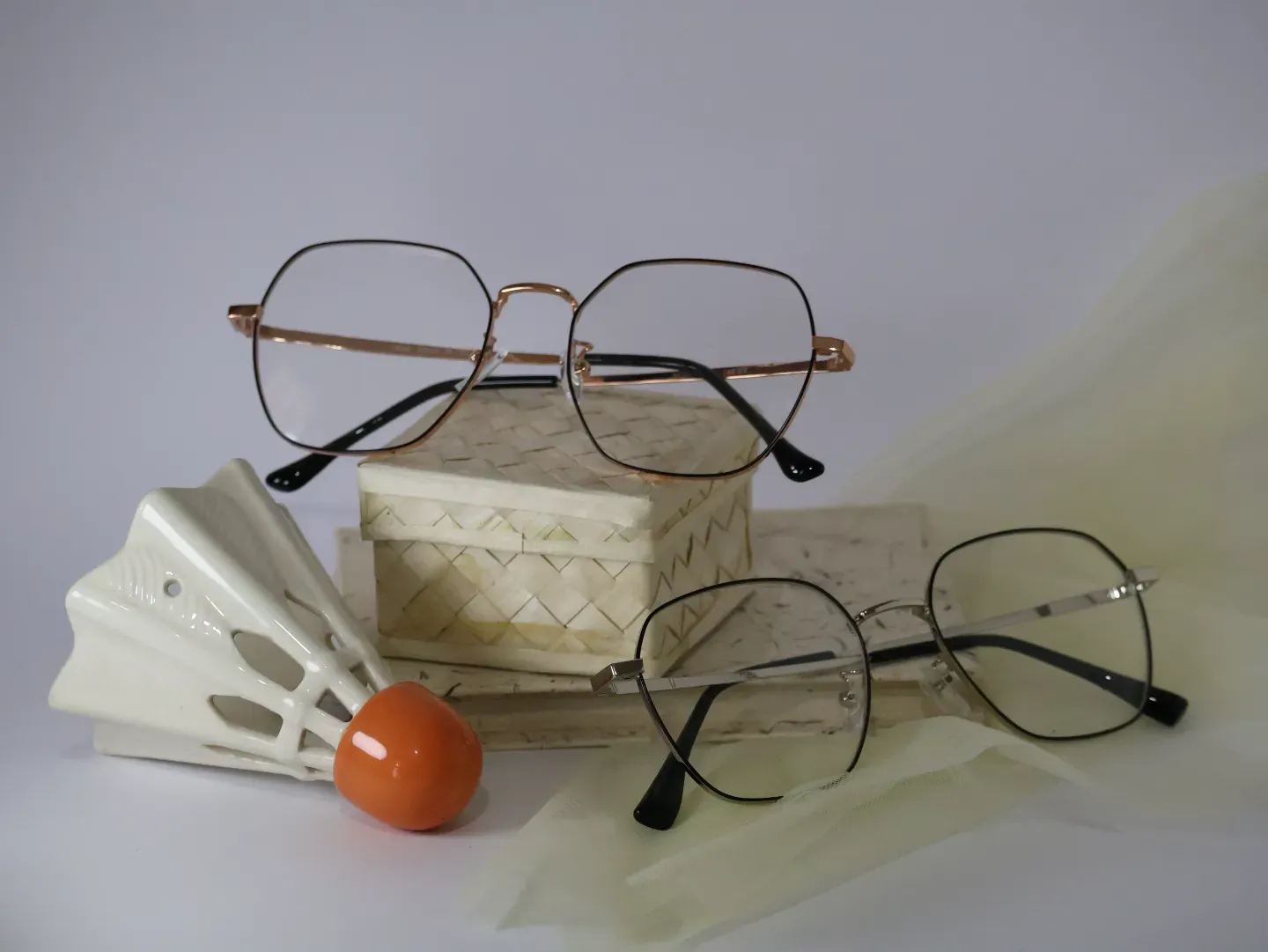 Lightweight Ultra-thin Geometrical Metal specs. Modern eye fashion from Neth Lanka Opticals.