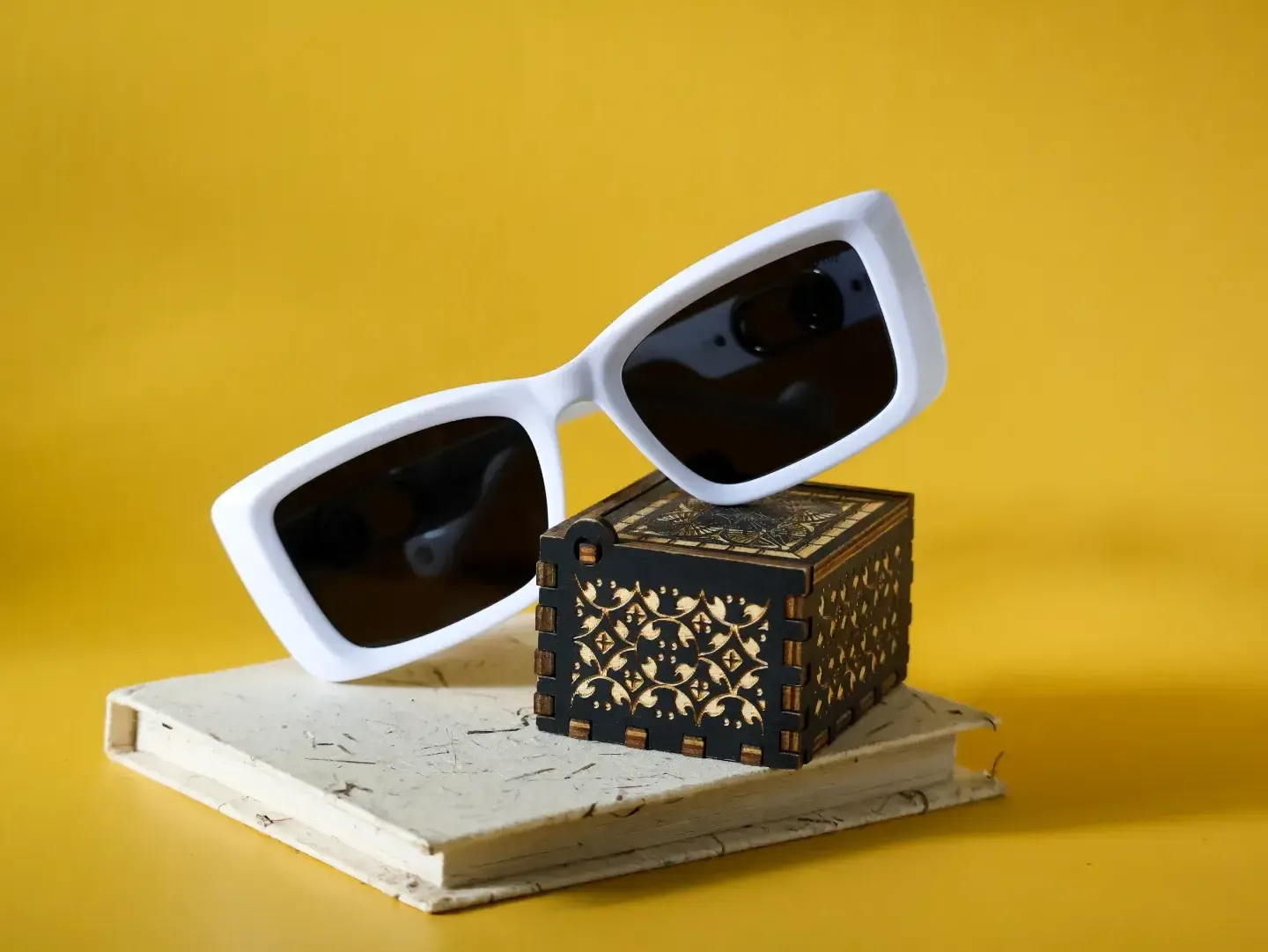 Aspen Modern White Rectangular Sunglasses. Bold eye fashion and specs at Neth Lanka Opticals Sri Lanka.